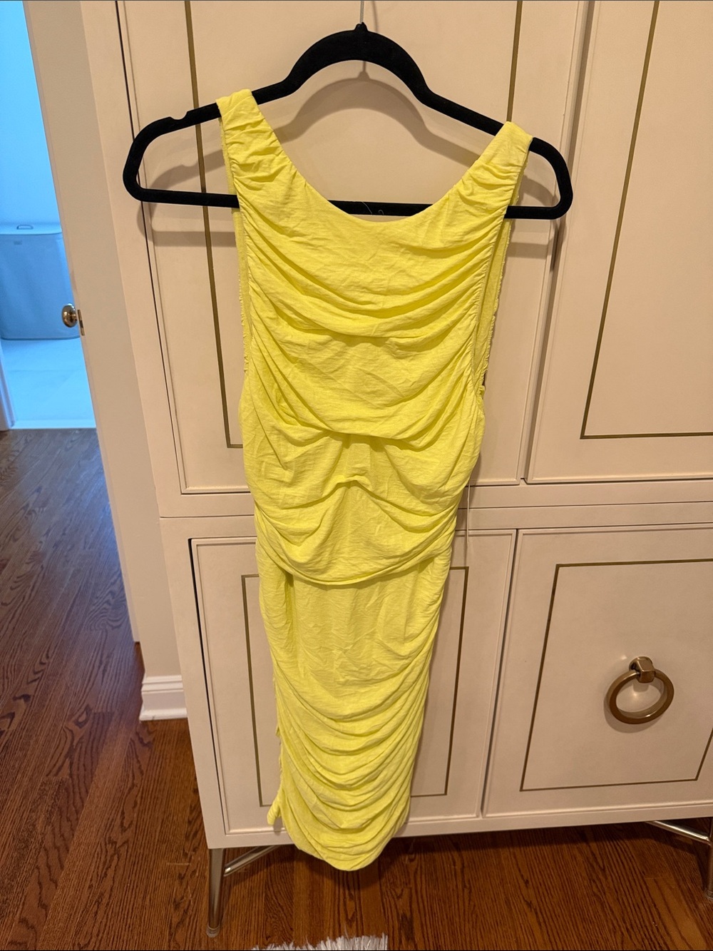 Alice + Olivia Neon Yellow Ruched Midi Dress